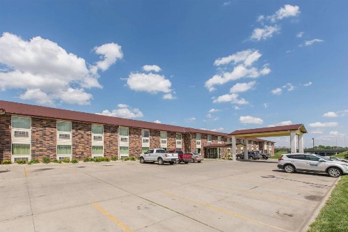 Motel 6 Omaha - Central - image 28