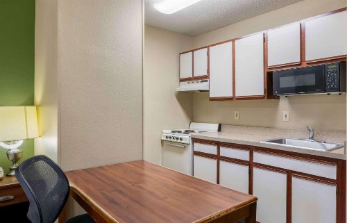 Extended Stay America Suites - Omaha - West - image 31