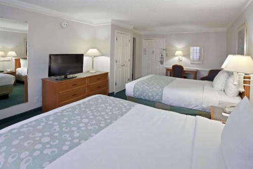 La Quinta Inn by Wyndham Omaha West - image 6