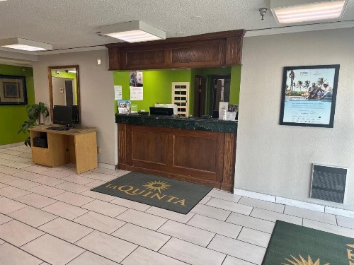 La Quinta Inn by Wyndham Omaha Southwest