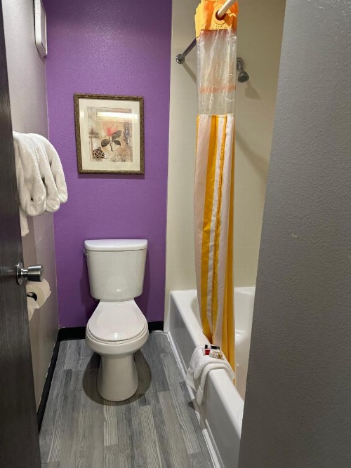La Quinta Inn by Wyndham Omaha Southwest - image 15