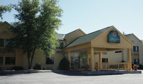 La Quinta Inn by Wyndham Omaha Southwest - image 2