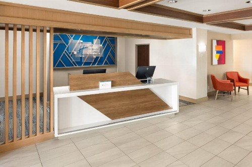 Holiday Inn Express Hotel & Suites Cherry Hills an IHG Hotel - image 14