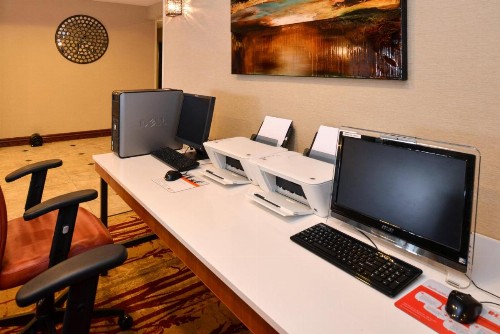 Holiday Inn Express Hotel & Suites Cherry Hills an IHG Hotel - image 33