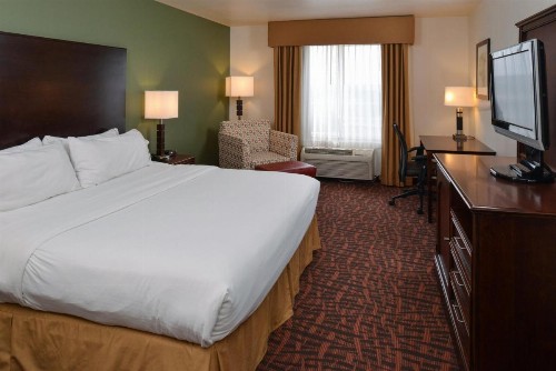 Holiday Inn Express Hotel & Suites Cherry Hills an IHG Hotel - image 37