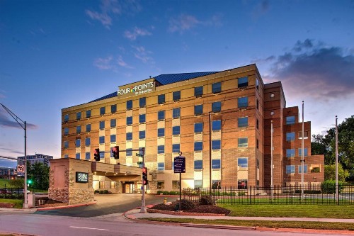 Four Points by Sheraton Omaha Midtown - image 1