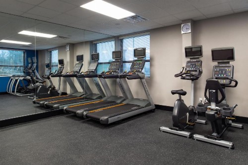 Four Points by Sheraton Omaha Midtown - image 2
