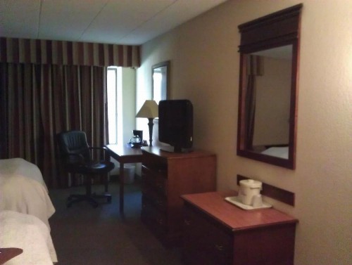AmericInn by Wyndham Omaha - image 12