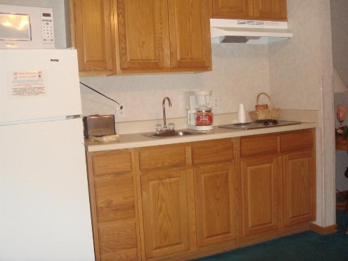 Townhouse Inn & Suites Omaha - image 15