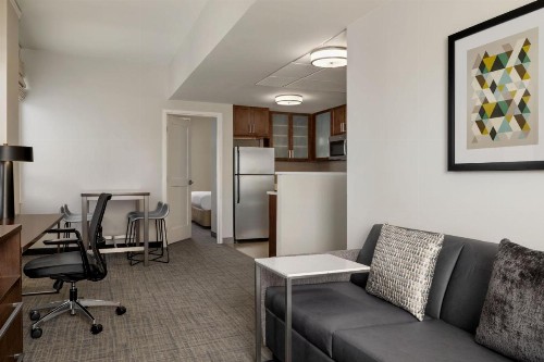 Residence Inn by Marriott Omaha Downtown Old Market Area - image 13