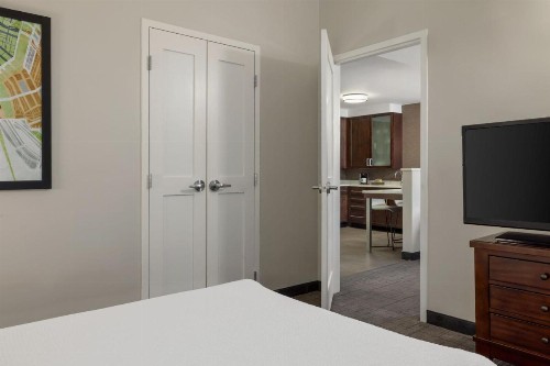 Residence Inn by Marriott Omaha Downtown Old Market Area - image 18