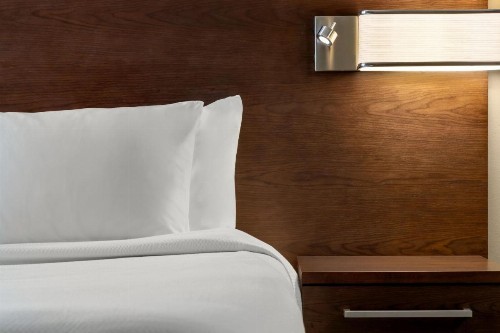 Residence Inn by Marriott Omaha Downtown Old Market Area - image 19