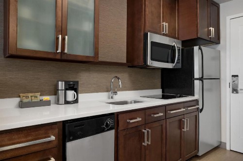 Residence Inn by Marriott Omaha Downtown Old Market Area - image 26