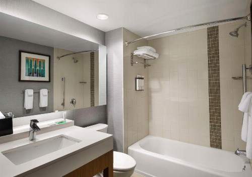 Hyatt Place Omaha/Downtown-Old Market - image 15