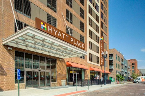 Hyatt Place Omaha/Downtown-Old Market - image 2
