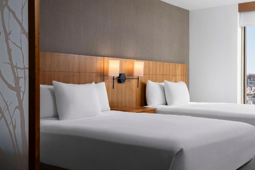 Hyatt Place Omaha/Downtown-Old Market - image 22