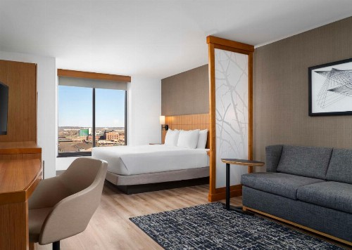 Hyatt Place Omaha/Downtown-Old Market - image 26