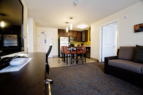 Residence Inn by Marriott Omaha West - image 12