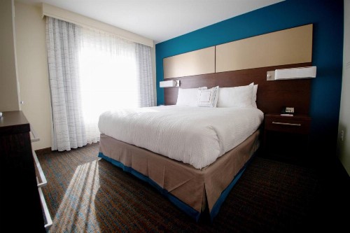 Residence Inn by Marriott Omaha West - image 14
