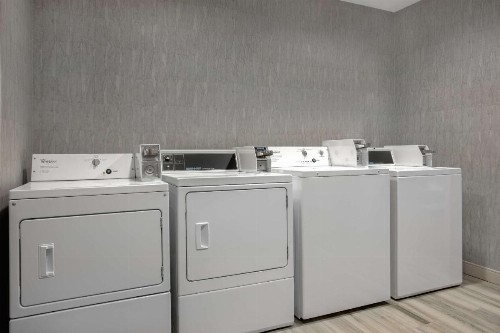Home2 Suites By Hilton Omaha West - image 6