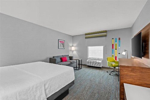 Hampton Inn Omaha/West Dodge Road Old Mill - image 14