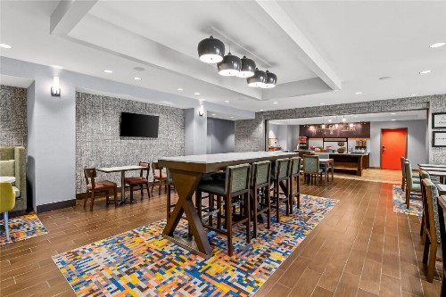 Hampton Inn Omaha/West Dodge Road Old Mill - image 20