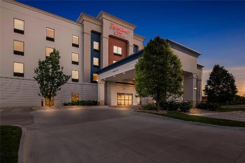 Hampton Inn Omaha/West Dodge Road Old Mill - image 25