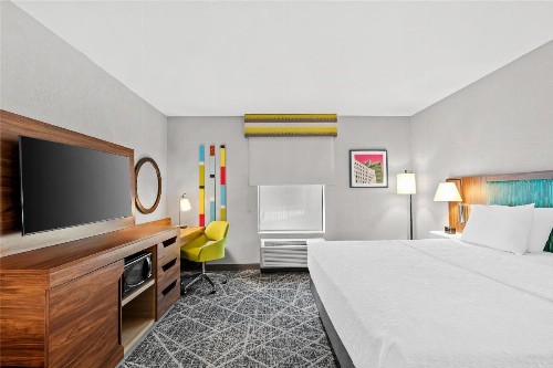 Hampton Inn Omaha/West Dodge Road Old Mill - image 26