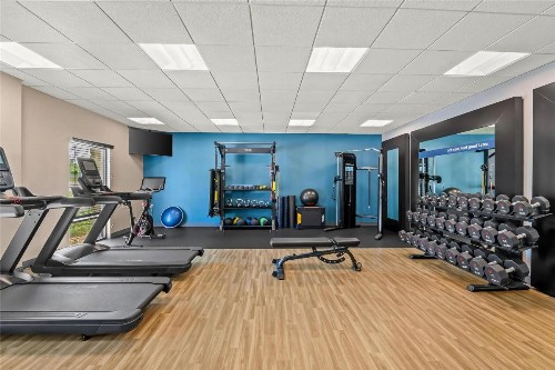 Hampton Inn Omaha/West Dodge Road Old Mill - image 35