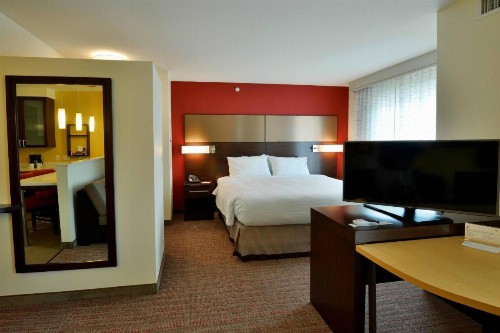 Residence Inn by Marriott Omaha Aksarben Village - image 2