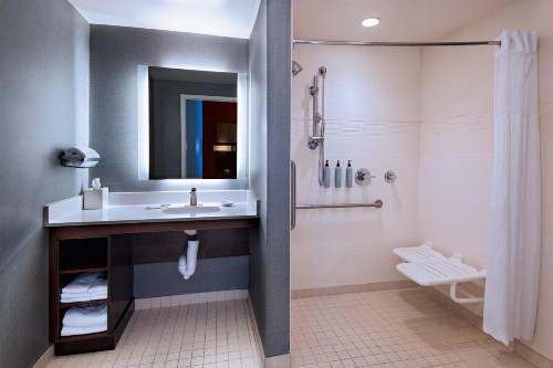 Residence Inn by Marriott Omaha Aksarben Village - image 3