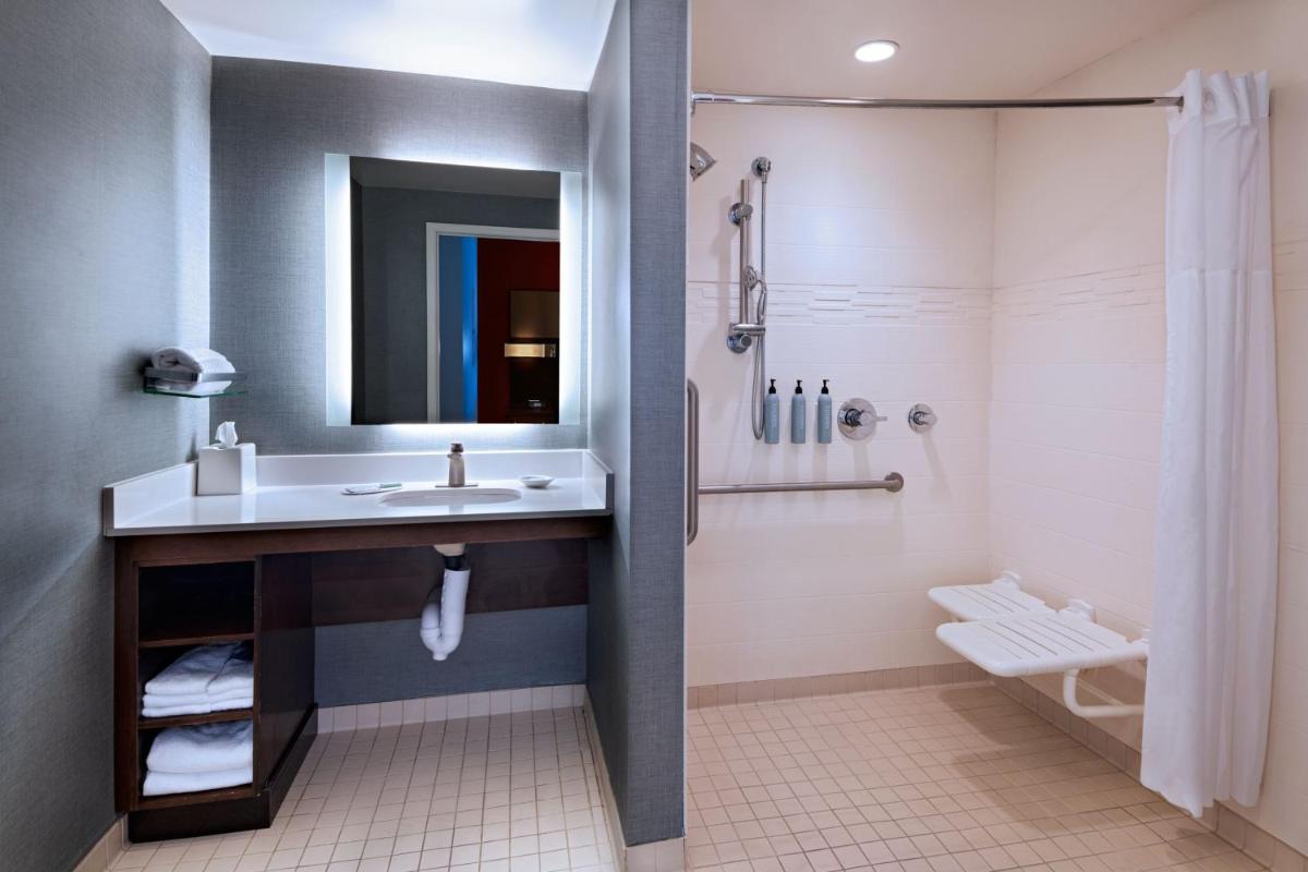 Residence Inn by Marriott Omaha Aksarben Village - image 3