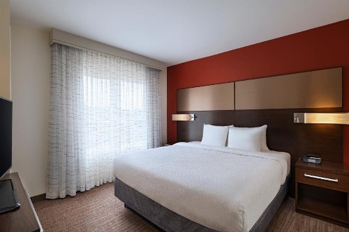 Residence Inn by Marriott Omaha Aksarben Village - image 30