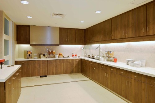 Residence Inn by Marriott Omaha Aksarben Village - image 36