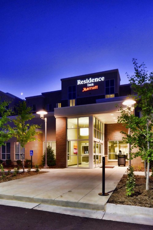 Residence Inn by Marriott Omaha Aksarben Village - image 4