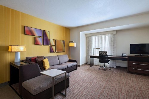 Residence Inn by Marriott Omaha Aksarben Village - image 8