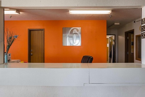 Motel 6 Omaha - IAT West - image 18