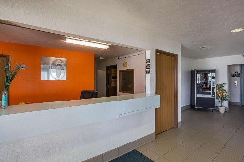 Motel 6 Omaha - IAT West - image 19