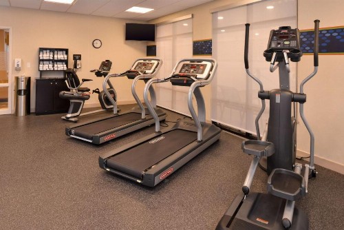 Hampton Inn Omaha Midtown-Aksarben - image 15