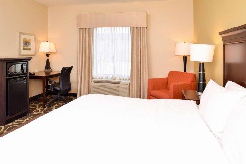 Hampton Inn Omaha Midtown-Aksarben - image 25
