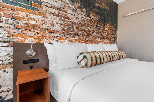 Cambria Hotel Omaha Downtown - image 44