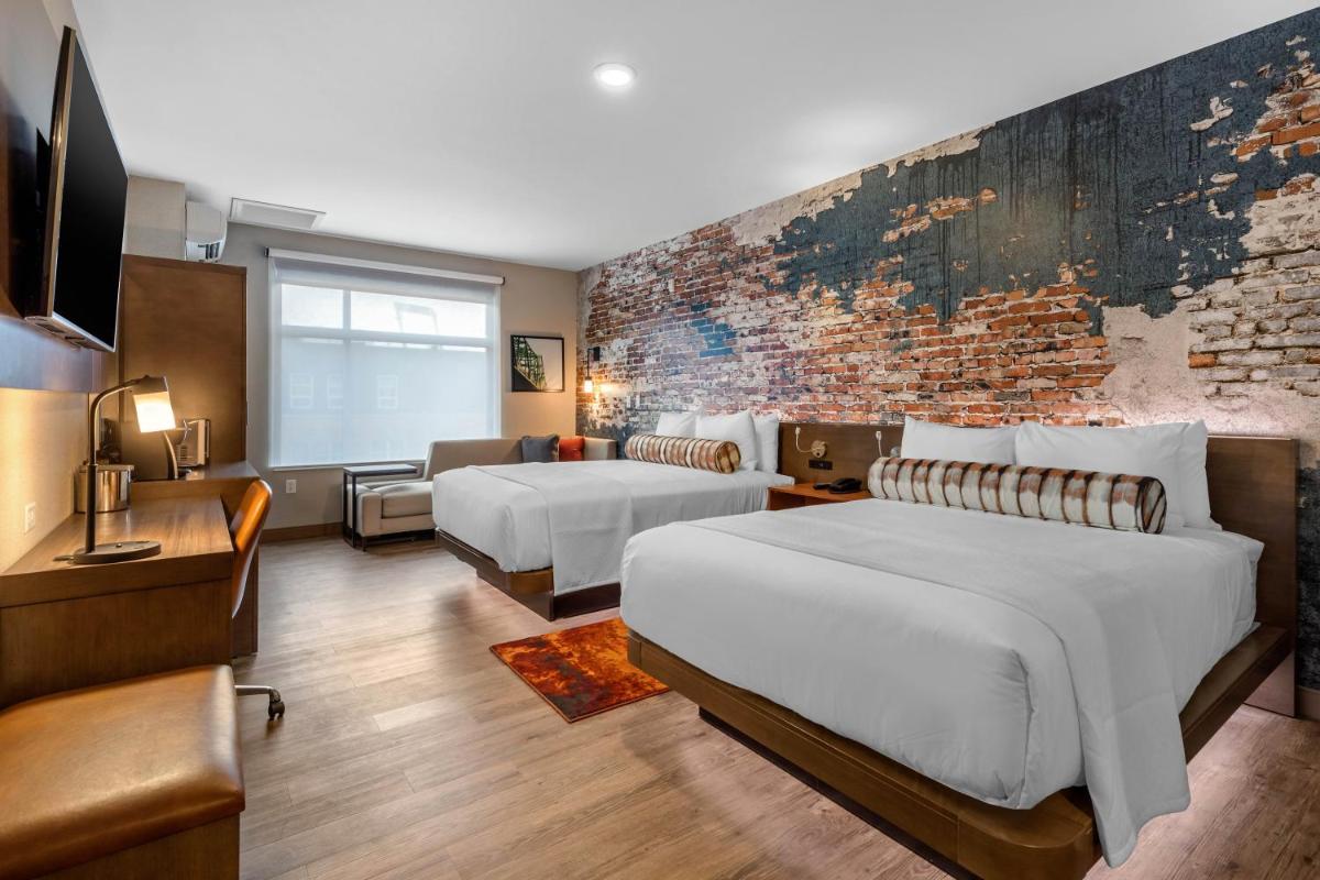 Cambria Hotel Omaha Downtown - image 5