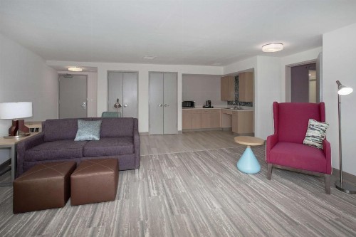 Hilton Garden Inn Omaha Aksarben Village - image 30