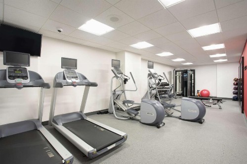 Hilton Garden Inn Omaha Aksarben Village - image 37