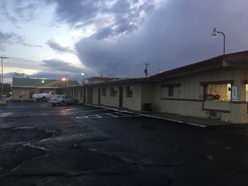 Oregon Trail Motel - image 4