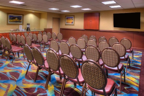 Hampton Inn & Suites Ontario - image 43