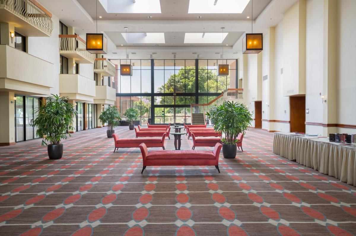 Ontario Airport Hotel & Conference Center - image 6