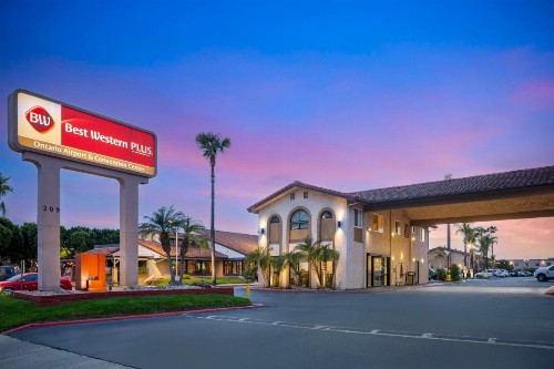 Best Western Plus Ontario Airport & Convention Center - image 11
