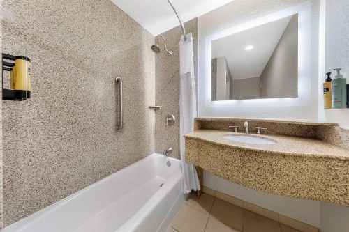 Best Western Plus Ontario Airport & Convention Center - image 24