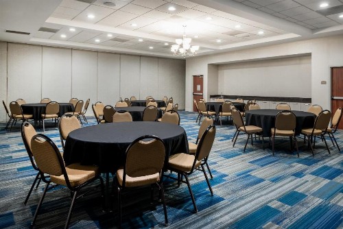 Holiday Inn Express Ontario an IHG Hotel - image 25